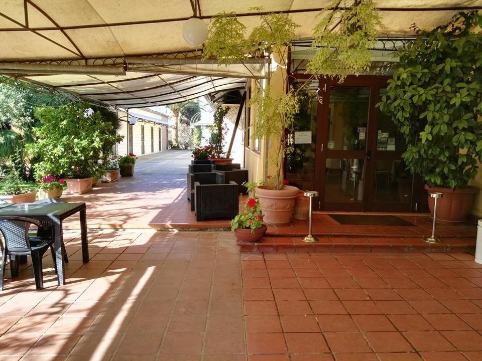 Albergo Conca D'Oro Foggia Exterior photo